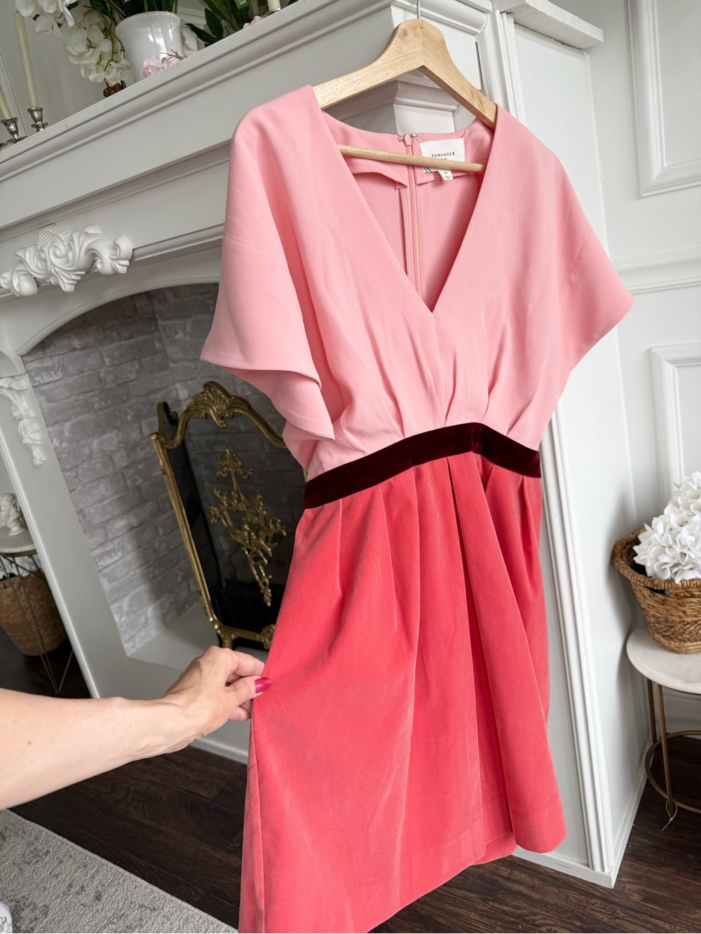 Pomander Place pink dress, LIKE NEW!